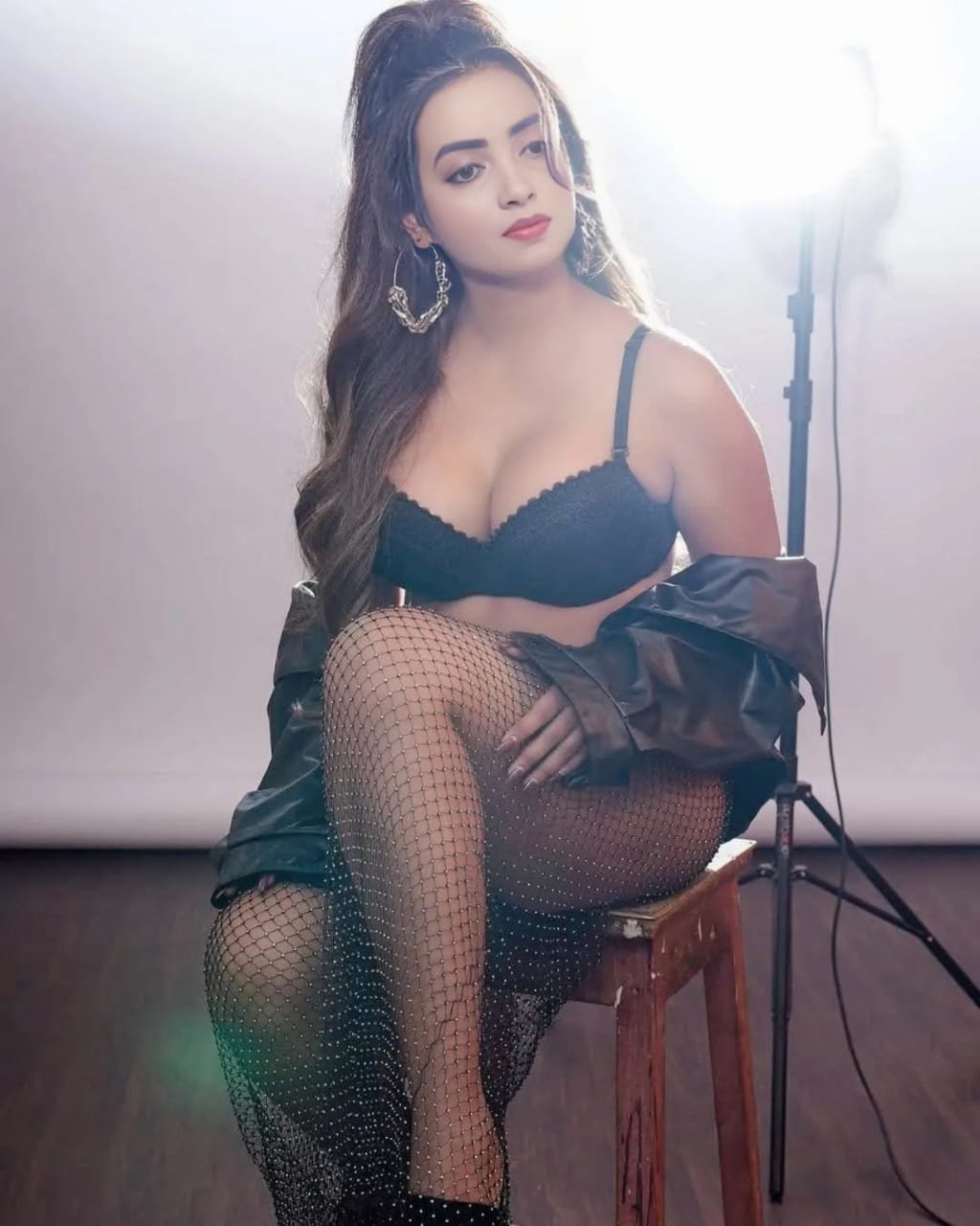 Cheap to high-class call girls in Greater Noida
